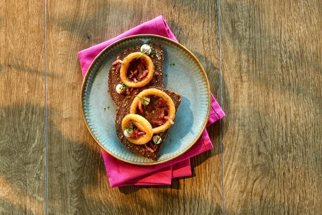 Zwiebelringe im Bierteig